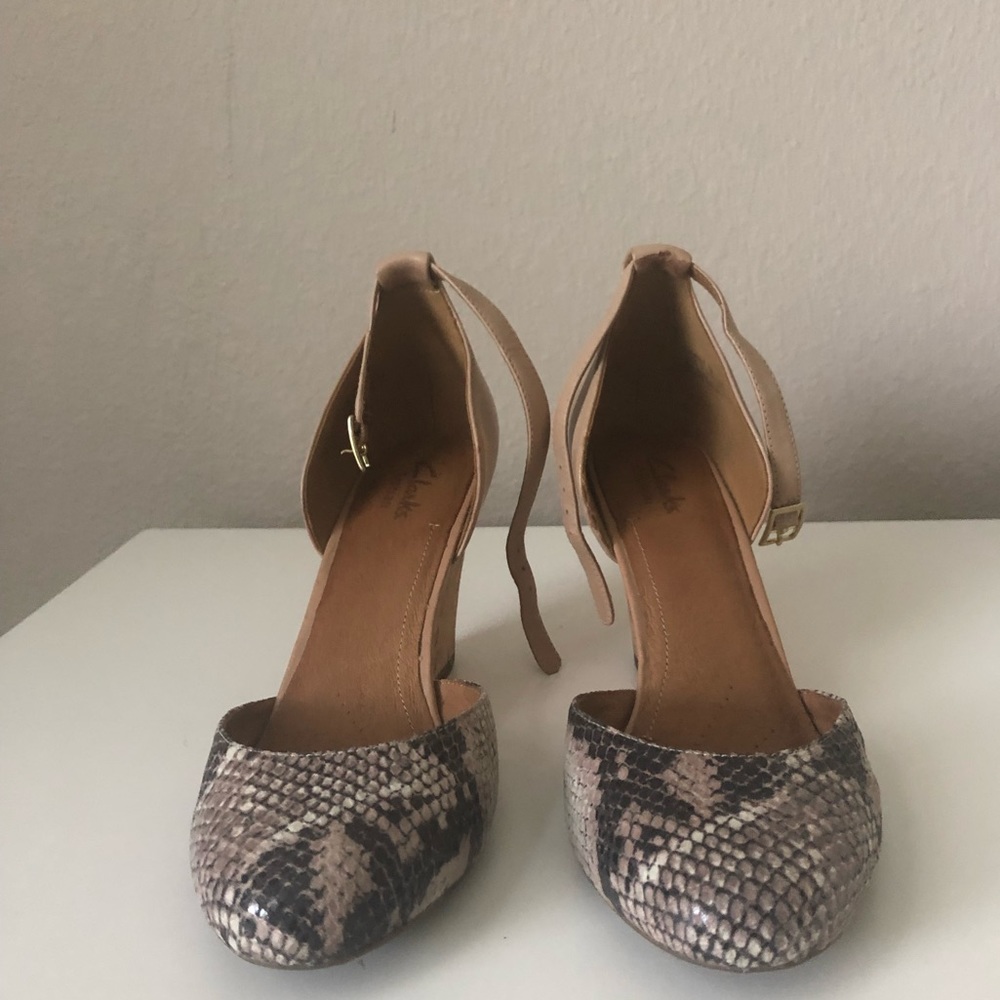 Clark’s Purity Hyline Wedge. Size 7.